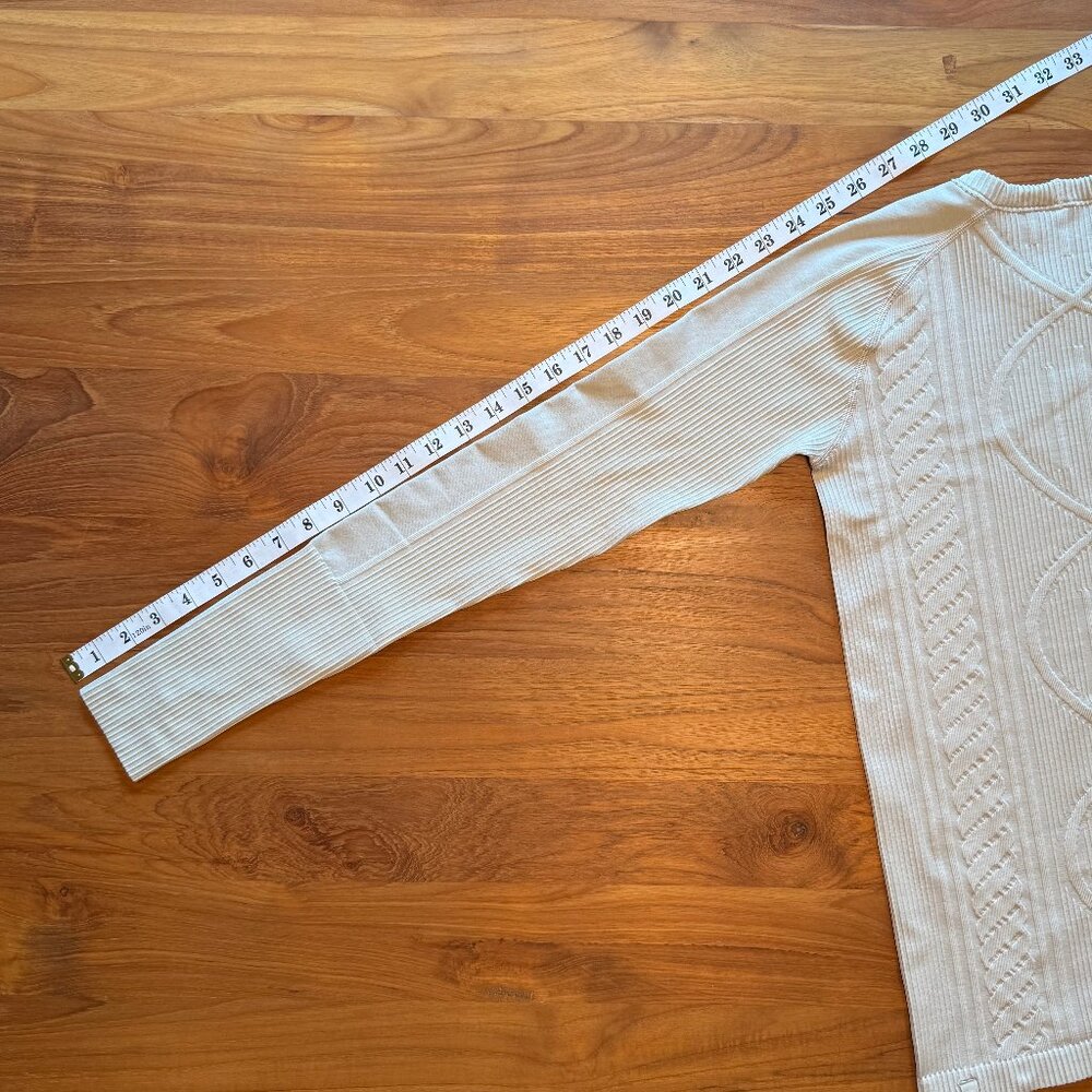 Lululemon Rest Less Pullover  Heathered Silver Spoon‎ - Picture 4 of 11